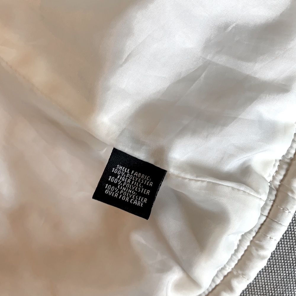 Relativity Vest - Picture 4 of 5
